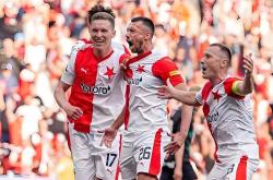 B体育体育视频-阿贾克斯青训成绩斐然，成为球队未来的发展重心