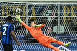 关于巴塞罗那晋级，欧冠比赛高潮不断的信息