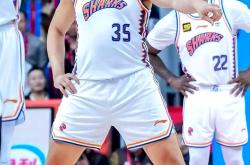 B体育体育官方入口-上海男篮以微弱优势战胜四川队