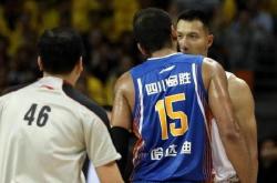 B体育体育官方入口-包含CBA联赛将重启升降级收益分配成热议焦点的词条