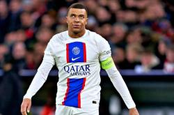 B体育体育培训-包含巴黎圣日耳曼签下英格兰后卫卡尔-沃克的词条