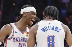 B体育体育app-灰熊大胜黄蜂，哈灵顿表现抢眼，带领球队取得胜利的简单介绍