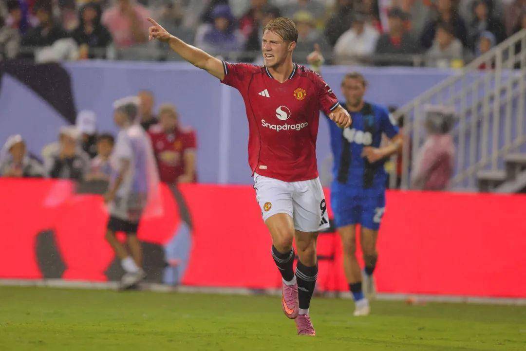 劲赛险胜，曼联艰难战胜对手