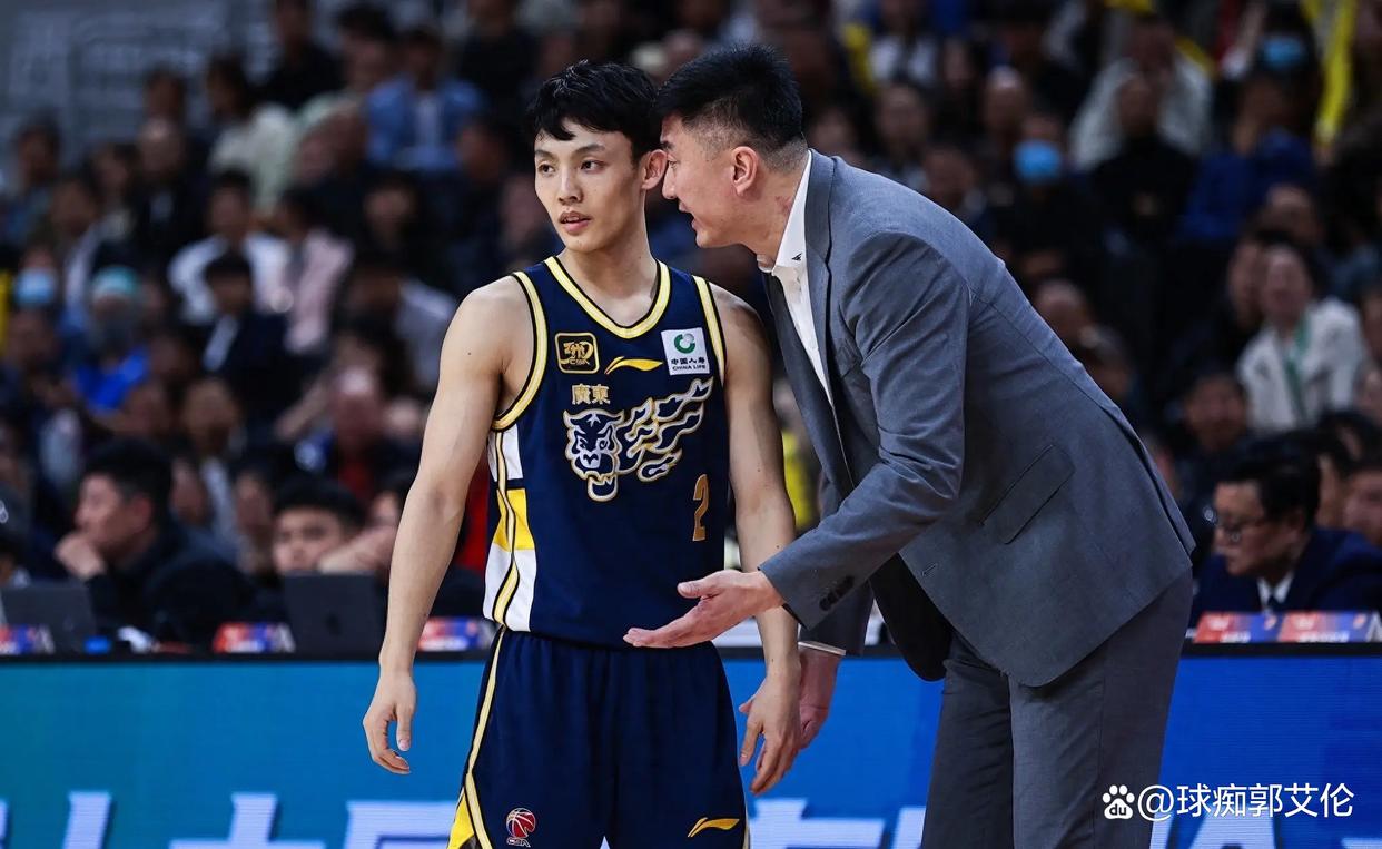 上海男篮横扫对手，取得三连胜的简单介绍