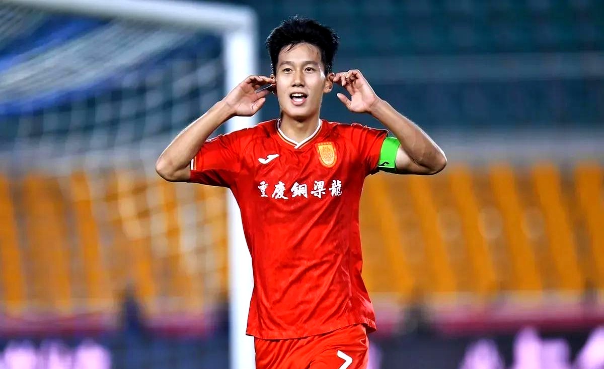 关于中超球队表现抢眼战绩稳步攀升的信息