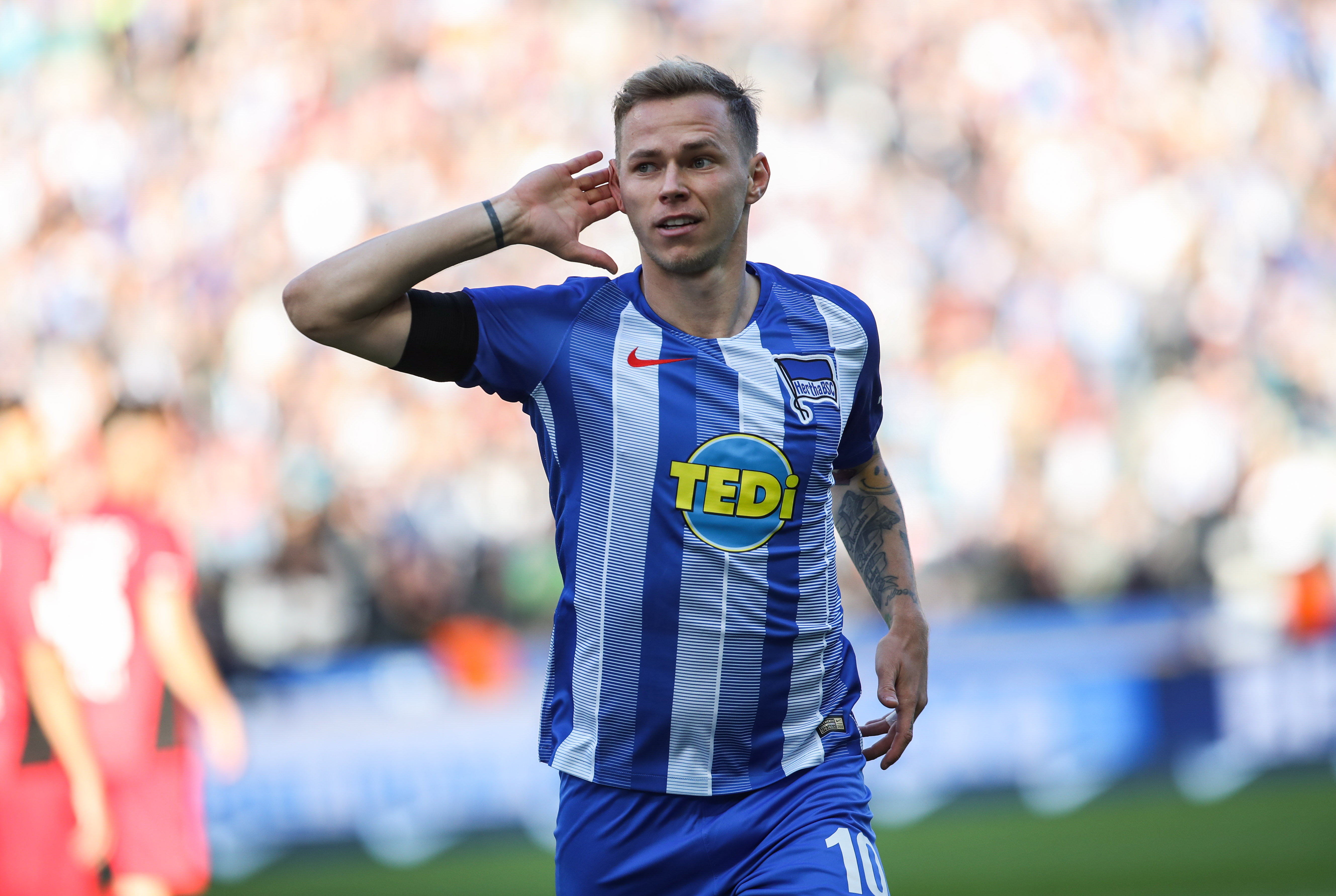 柏林赫塔球员表现超凡，继续征战德国足球联赛