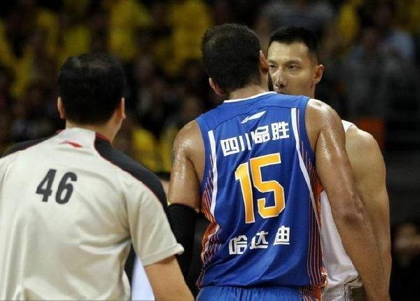 包含CBA联赛将重启升降级收益分配成热议焦点的词条