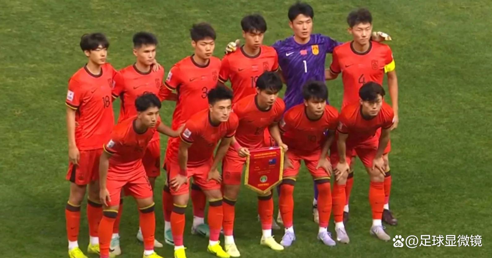 顶尖球队间的对抗让赛场上的火花四溅的简单介绍