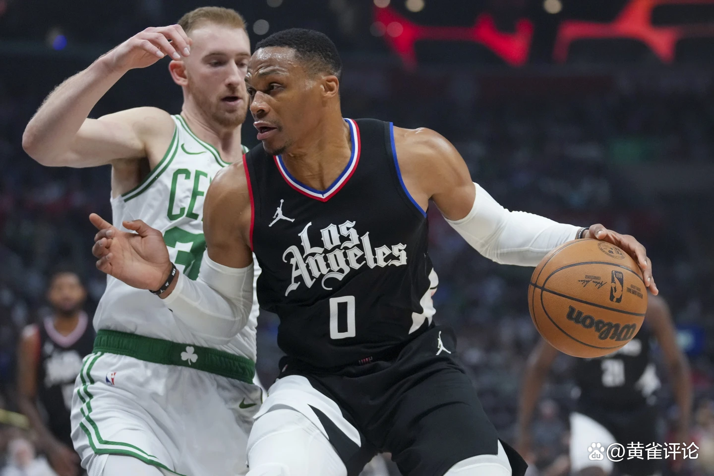 快船客场胜凯尔特人，遭遇两连败