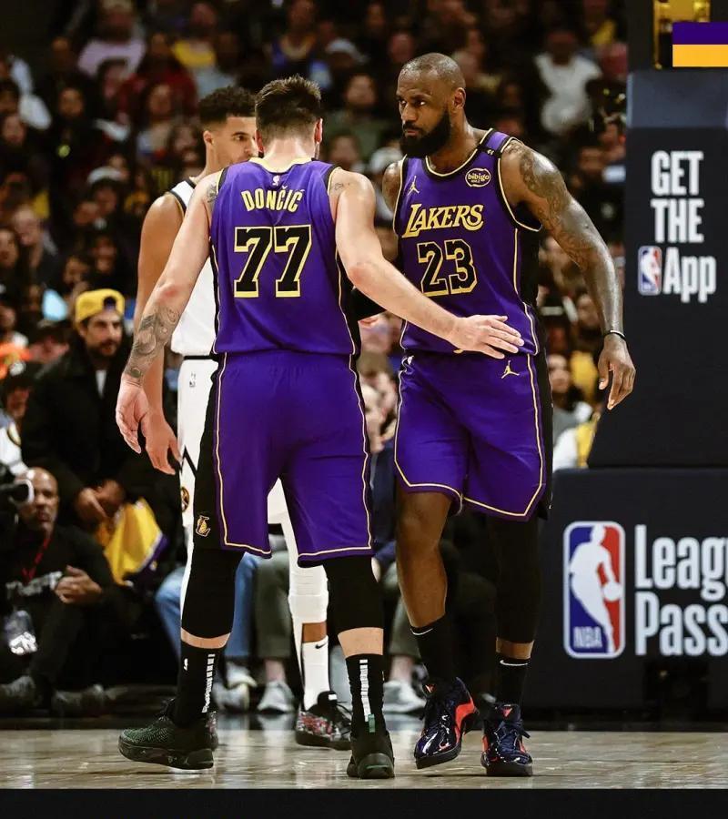 湖人客场胜爵士，继续领跑西部的简单介绍