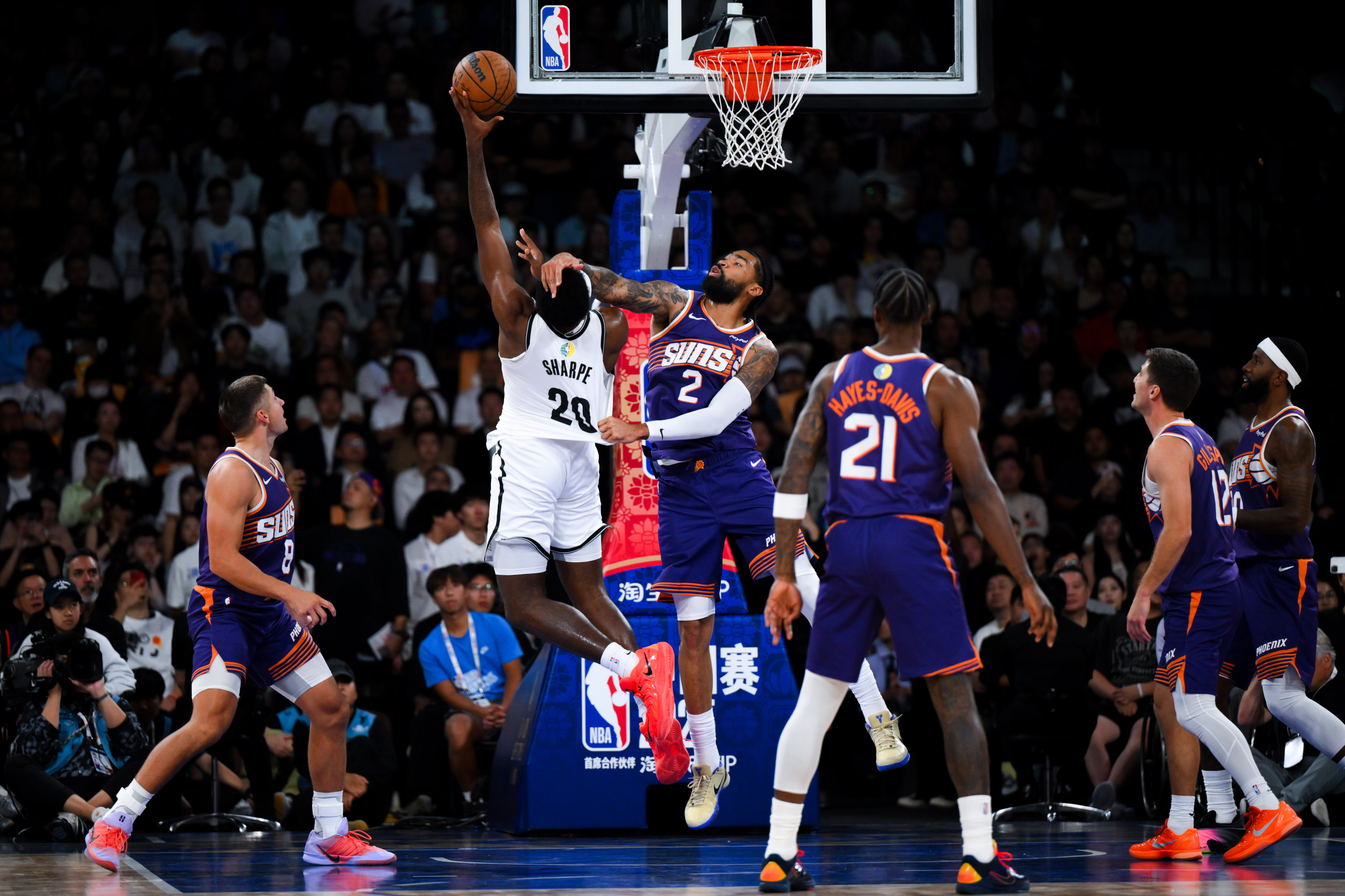 热火再胜一场，追平东部第一篮网